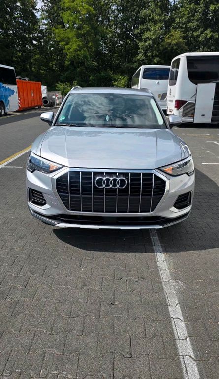 Image of Audi Q3