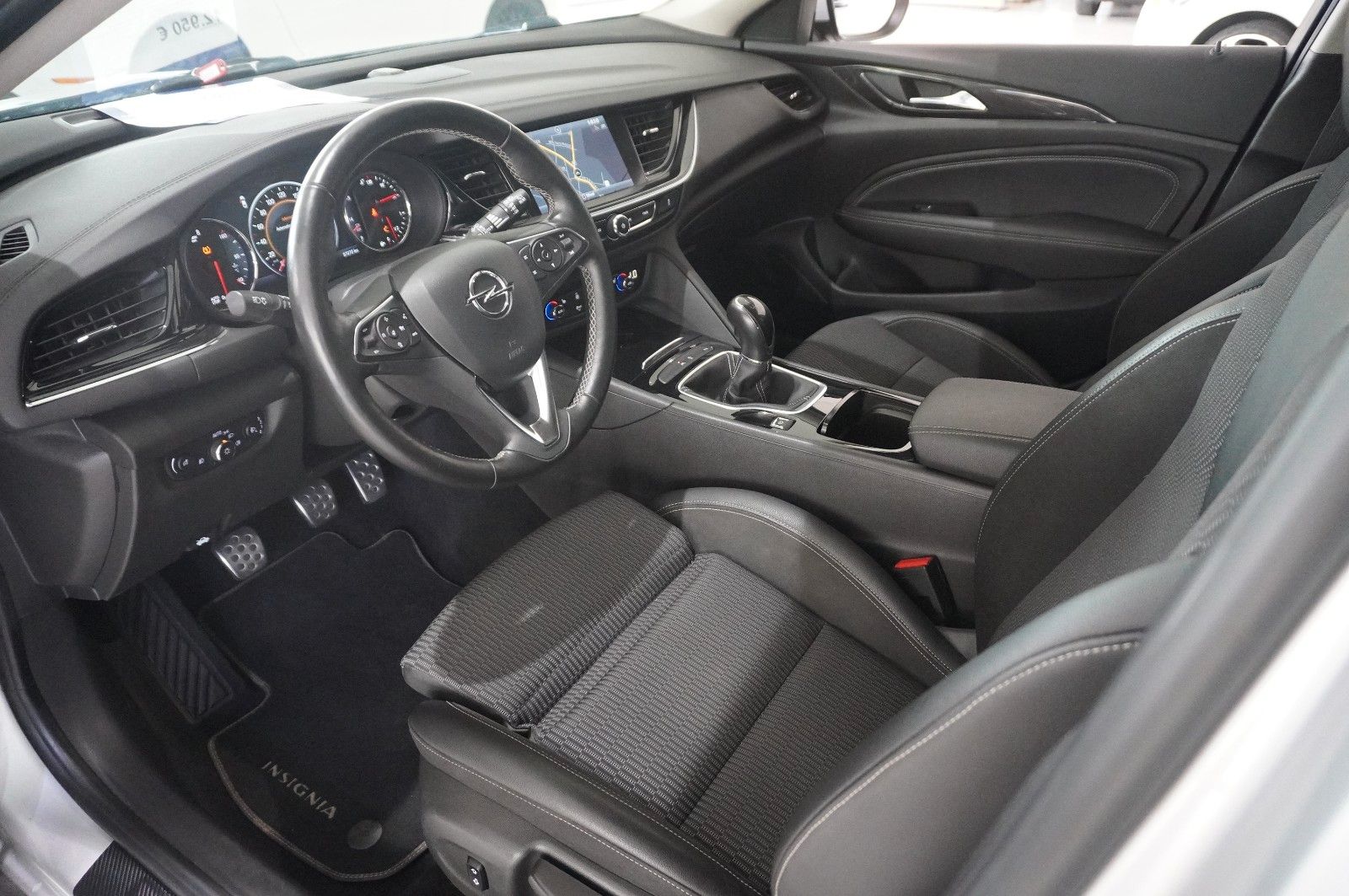 Fahrzeugabbildung Opel Insignia B ST 1.5T DYNAMIC NAVI/LED/KAMERA/DAB+