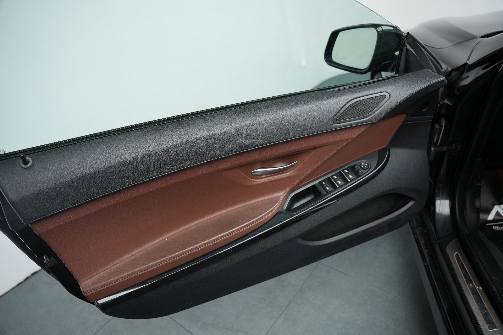 Fahrzeugabbildung BMW 640 Cabrio d xDrive/KAMERA/NAVI/MEMORY/BI-XENON