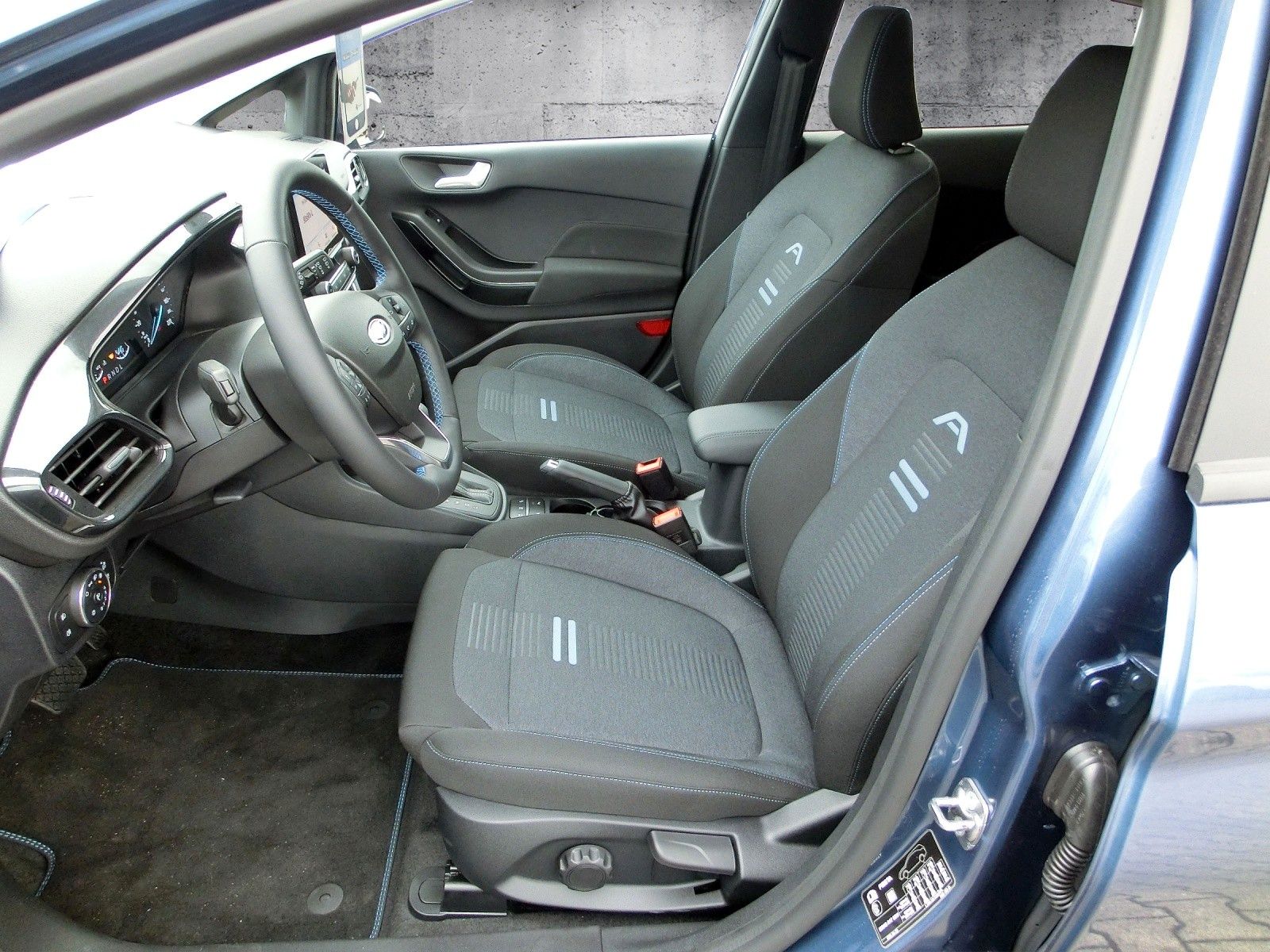Fahrzeugabbildung Ford Fiesta ActiveX *LED*Automatik*Key-Free*Parkpilot