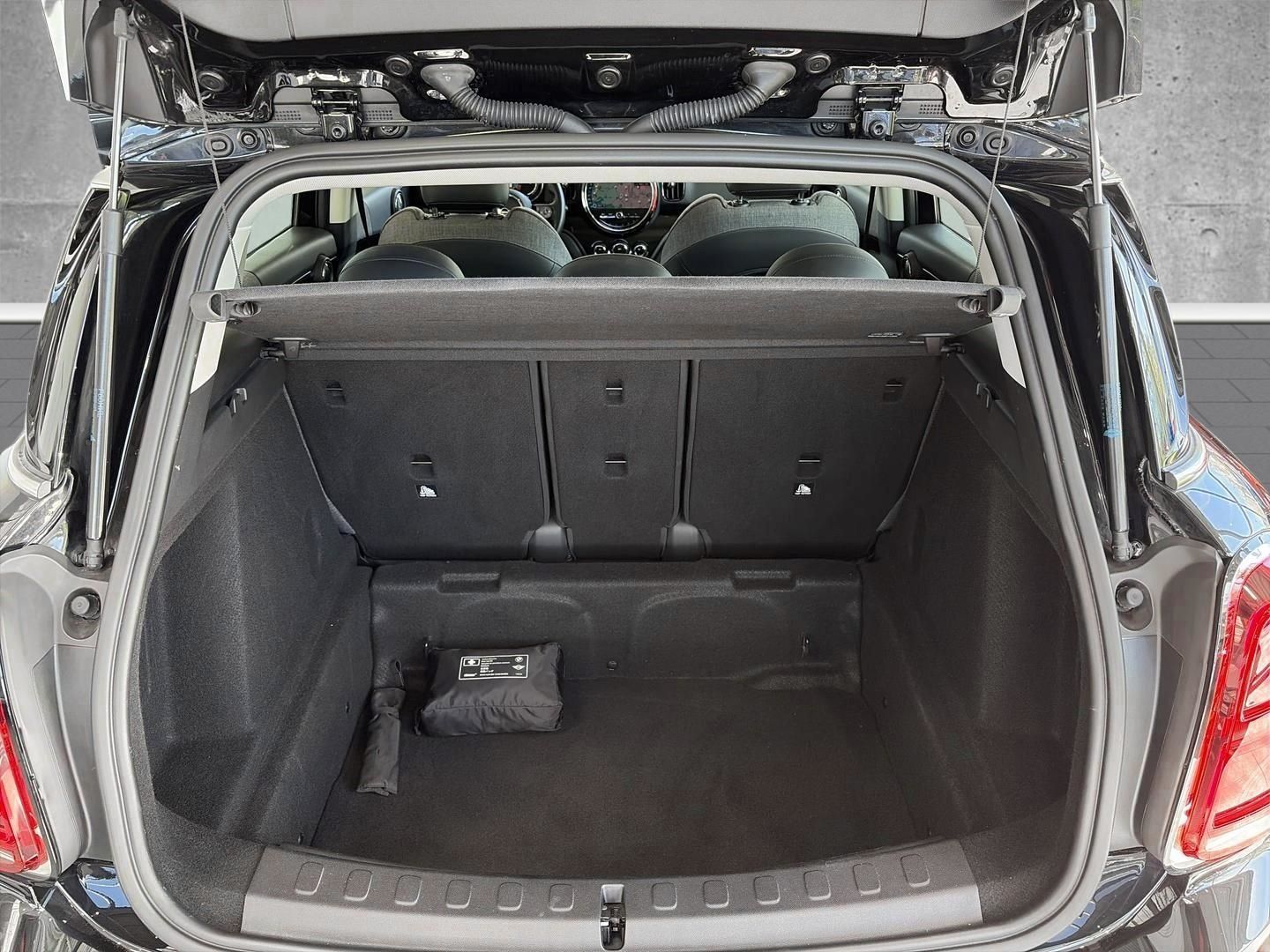MINI One Countryman - Bild 14