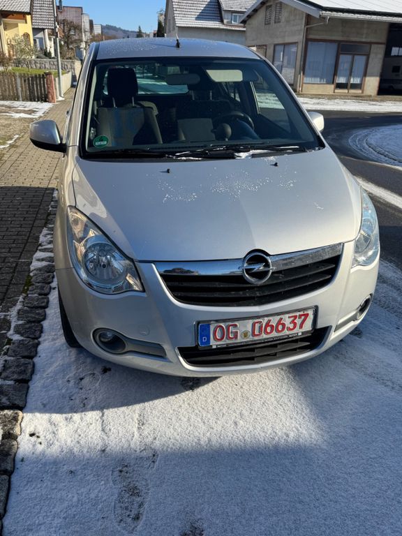 Opel Agila
