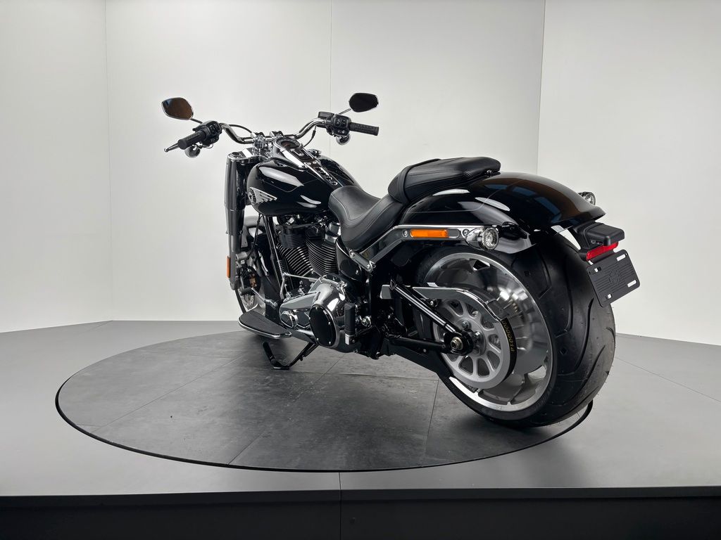 Fahrzeugabbildung Harley-Davidson SOFTAIL FAT BOY 117 *NEUWERTIGER ZUSTAND