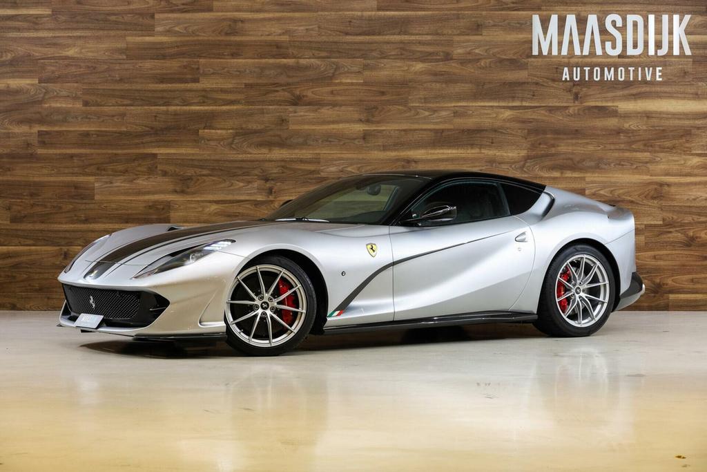 Ferrari 812