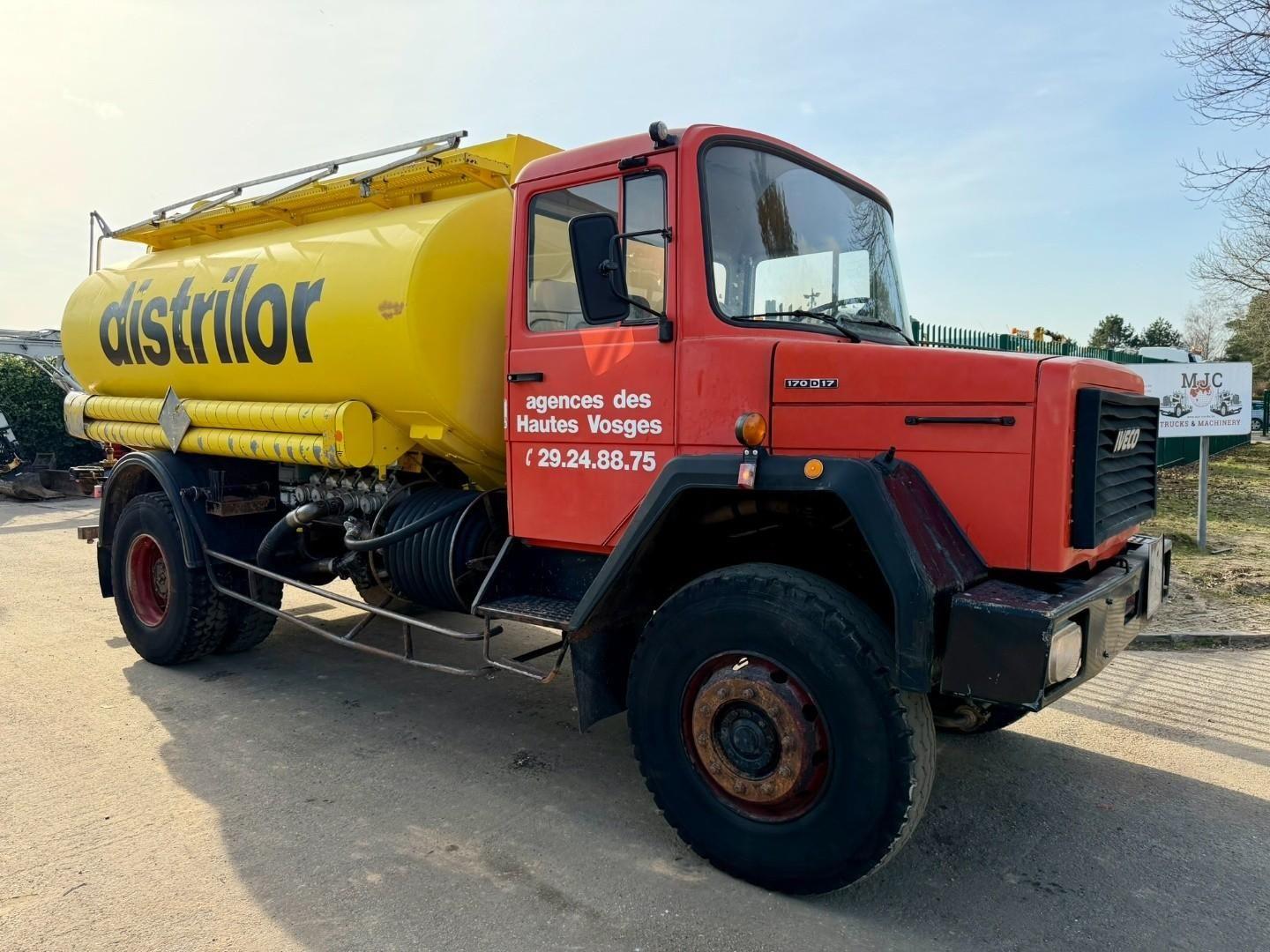 Iveco 170D17 4x4 FUEL TANKER / CITERNE MAZOUT - 12.000