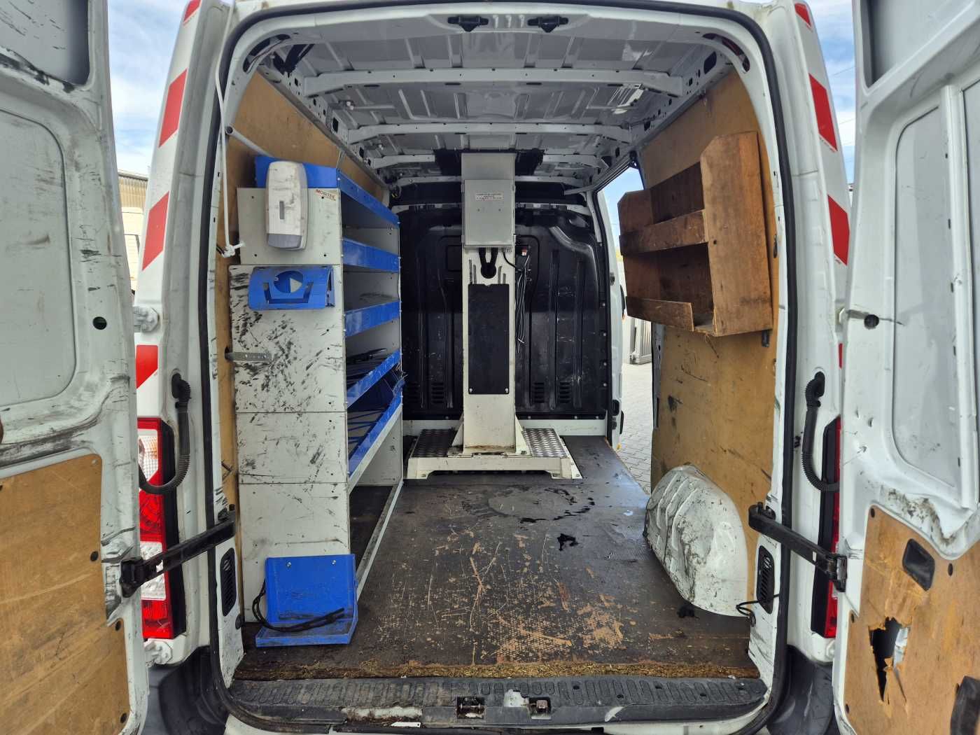 Fahrzeugabbildung Renault Master 2.3 dCi / KLUBB K32, 12,5m