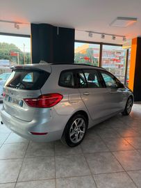 BMW 218 Gran Tourer - 12