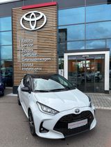 Toyota Yaris Hybrid 1,5 GR Sport  JBL + Bitone - Toyota Yaris: GR