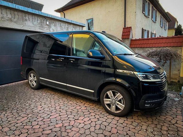 Fahrzeugabbildung Volkswagen T6.1 Multivan HIGHLINE Bulli 4x4 AHK AERO Paket