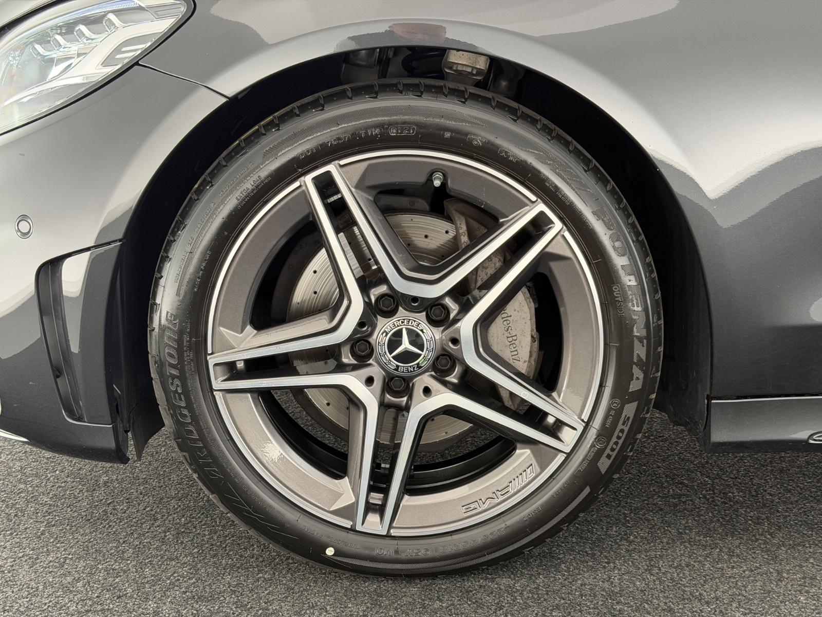 Mercedes-Benz C-Class T-Modell*AMG LINE*LED-R.KAM-TOT.W-SHZ-18", миниатюра 14