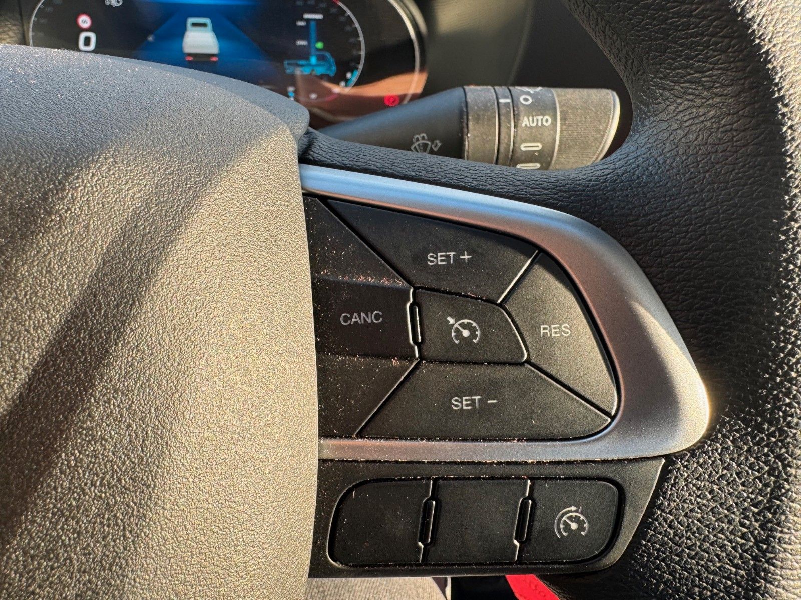 Fahrzeugabbildung Iveco Daily 35S16 HA8 *Rampen*L3.500mm*Automatik*AHK*