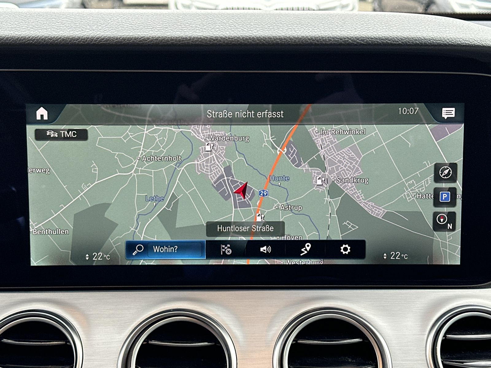 Fahrzeugabbildung Mercedes-Benz E 300de T 4Matic Avantgarde NAV+LED+AHK+WIDESCR