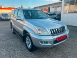 Toyota Land Cruiser 3.0 D4D 8 Sitze Executive Automatik - Toyota Land Cruiser in Hamm