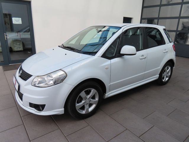 Suzuki SX4 1.6 VVT 2WD Comfort Streetline City Keyless