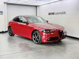 Alfa Romeo Giulia 2.0 Competizione Q4 Turbo Panoramadach - Alfa Romeo Giulia mit Schiebedach