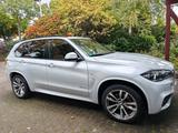 BMW X5 xDrive40d - - BMW X5 in Düsseldorf