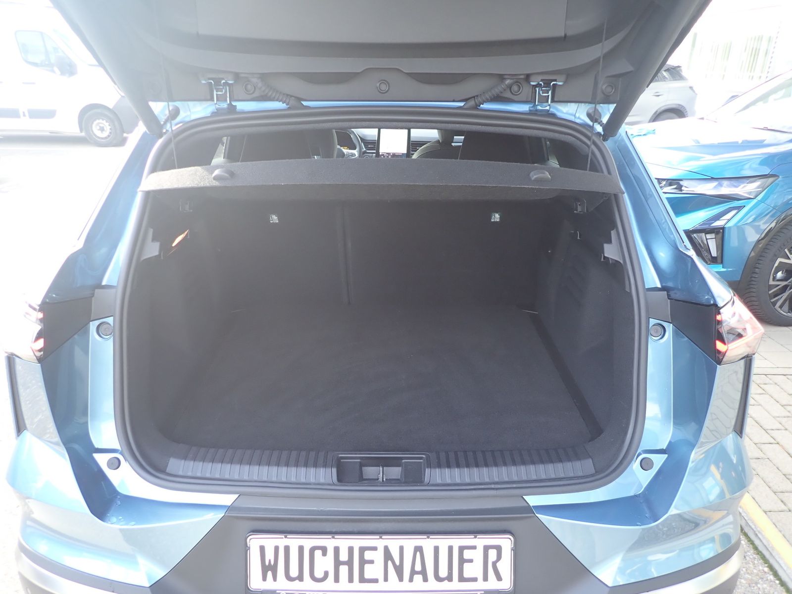 Fahrzeugabbildung Renault Symbioz 145 E-Tech Full Hybrid Iconic