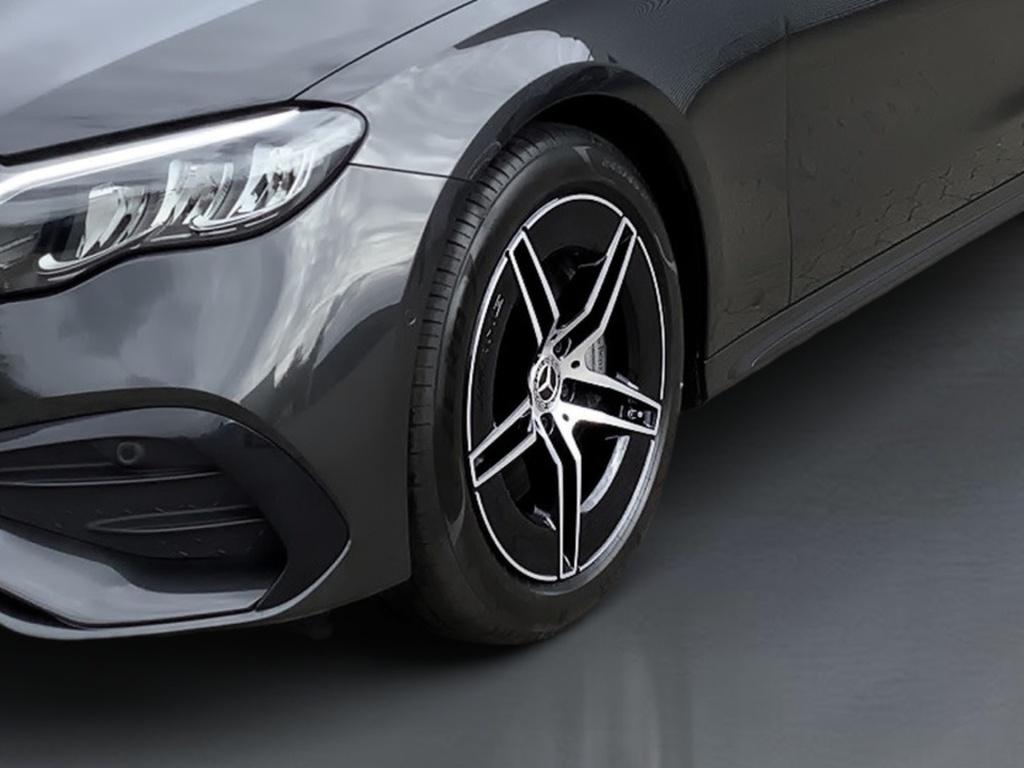 Mercedes-Benz E 220 d T AMG+MBUX+PANORAMA+DISTR+TOTW+NIGHT+AHK