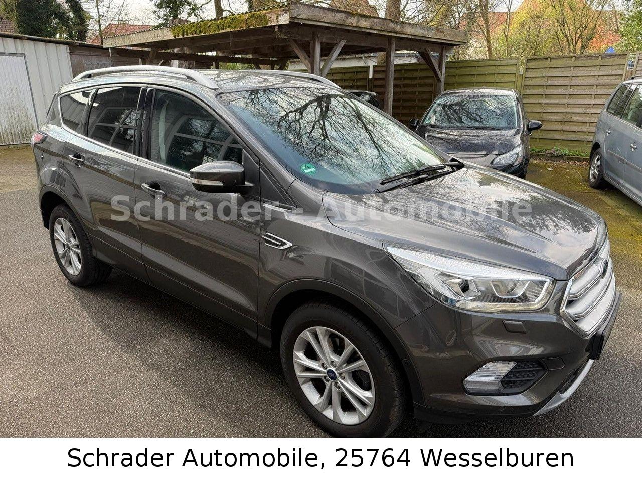 Ford Kuga 1,5 EcoBoost 4x2 "Titanium"