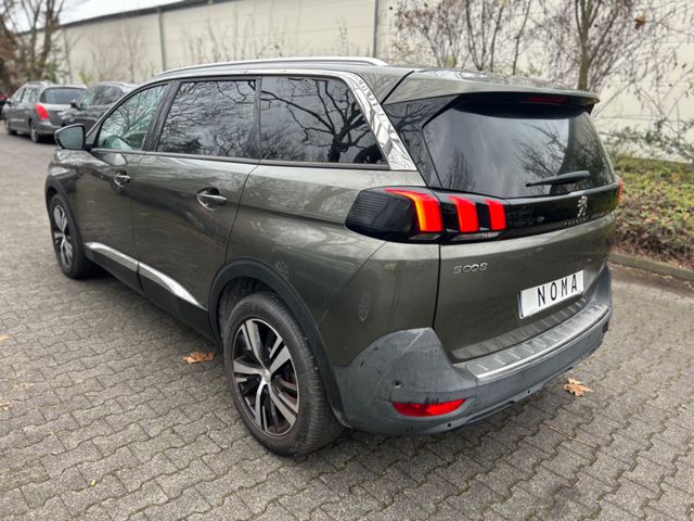 Peugeot 5008 1.6 HDI/DSG/ALLURE/Volleder/Pano/Netto12800