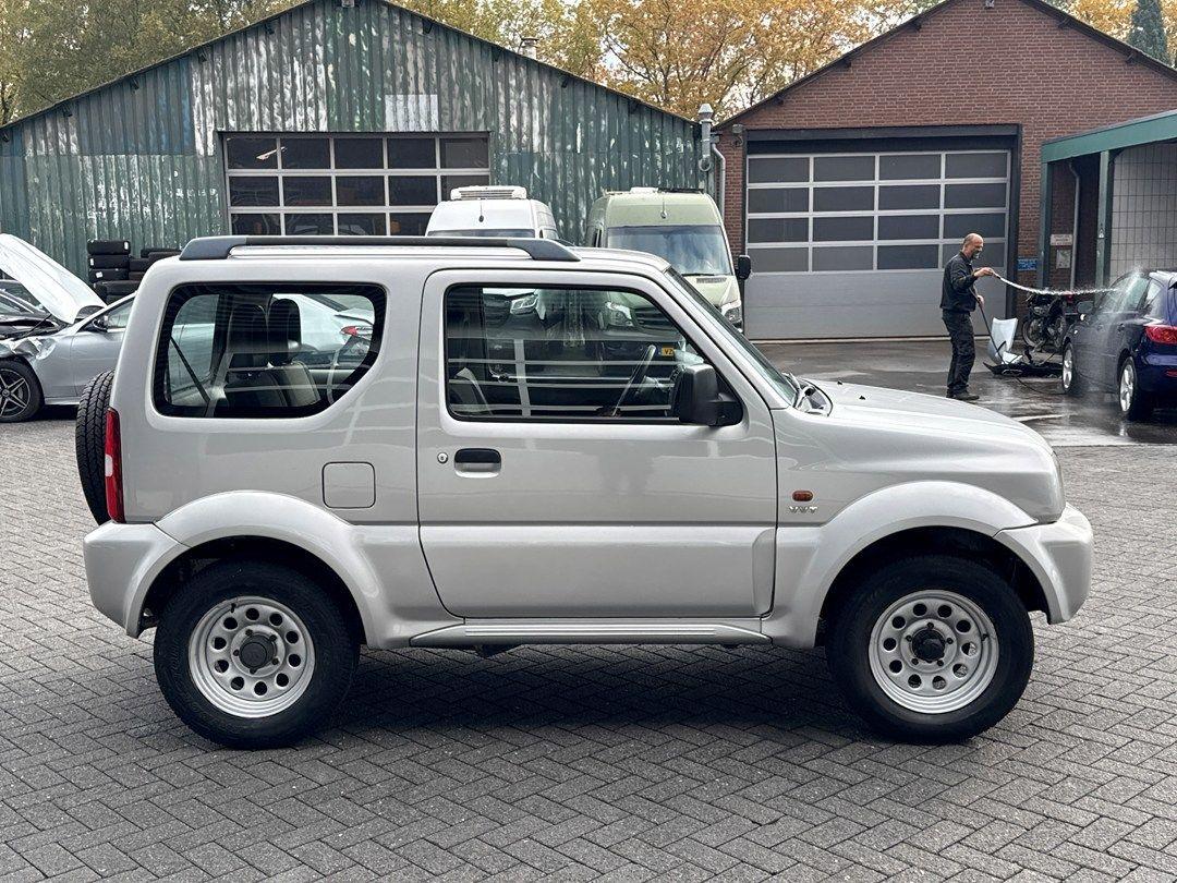 Suzuki Jimny 2005 — photo 6