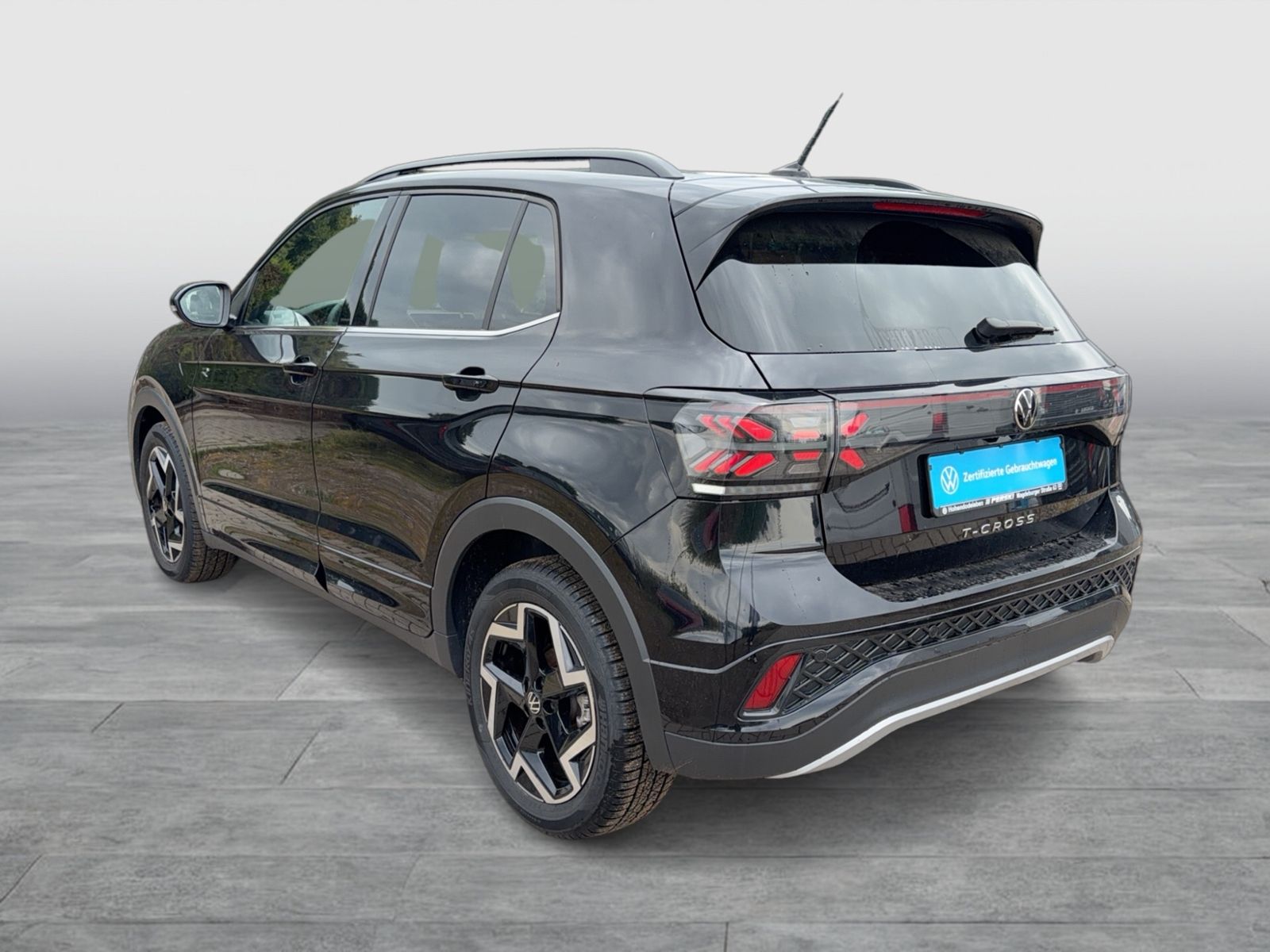 Volkswagen T-Cross 1.5 TSI R-Line DSG KLIMA NAVI LED AH foto 4