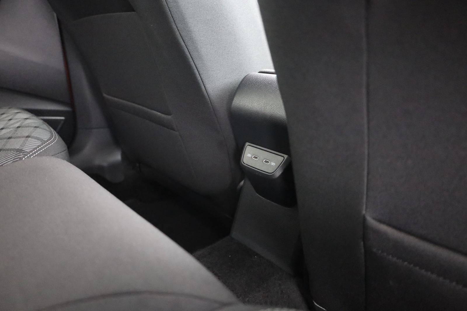 Volkswagen Taigo 1.0 TSI DSG R-Line LED Navi Schiebedach, миниатюра 30