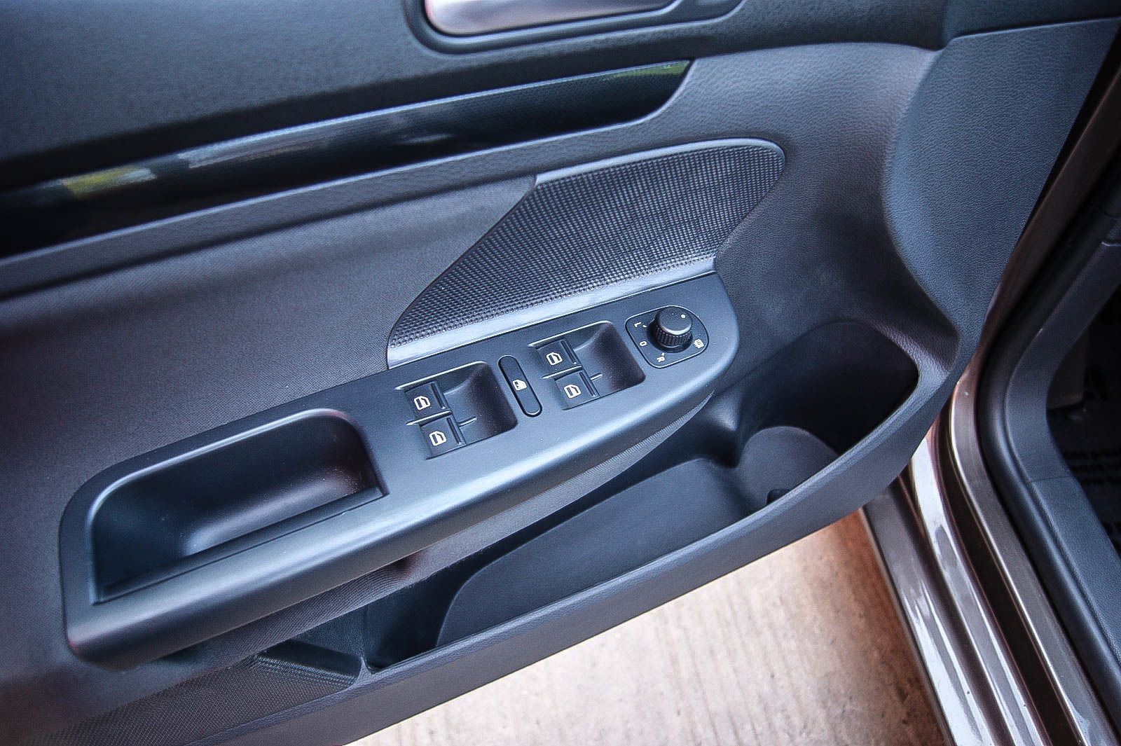 Fahrzeugabbildung Volkswagen Golf VI Variant 1.2 Comfortline KLIMA PDC SIHZG