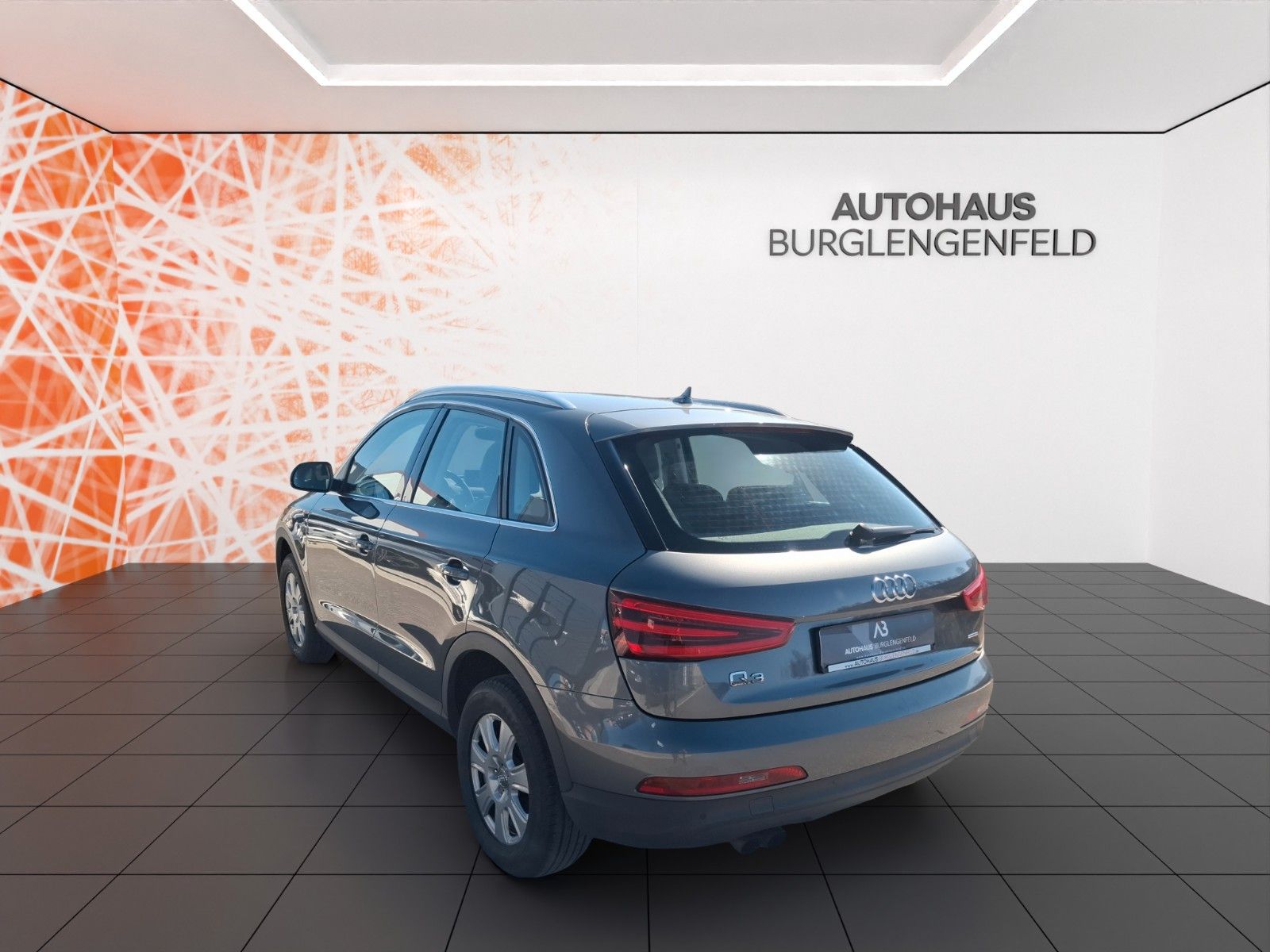 Fahrzeugabbildung Audi Q3 2.0 TFSI quattro