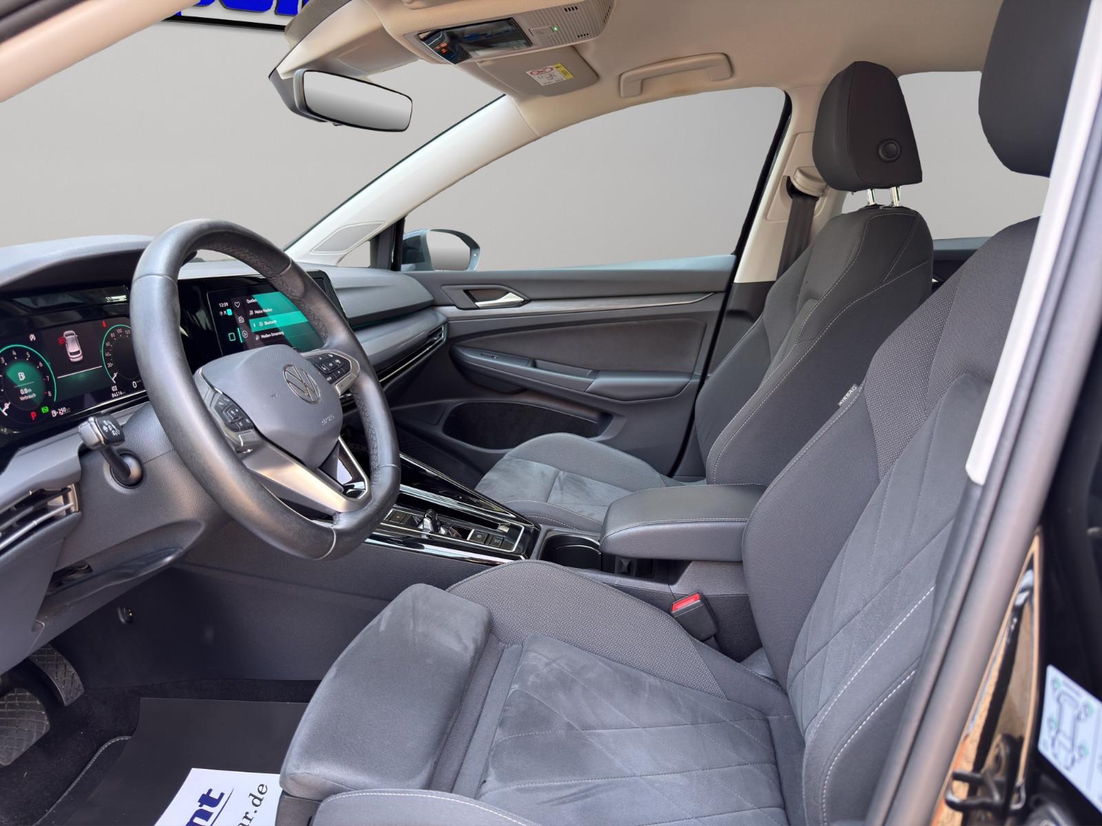 Volkswagen Golf VIII Lim. Style 1.5 eTSI NAVI APP AMBIENTE, миниатюра 12