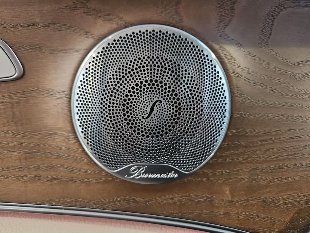 Fahrzeugabbildung Mercedes-Benz E 400 d T 4M AMG Pano Airmatic Massage Burmester