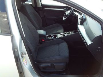 Volkswagen Golf - 9
