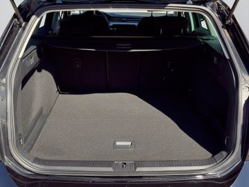 Volkswagen Passat Variant - 12