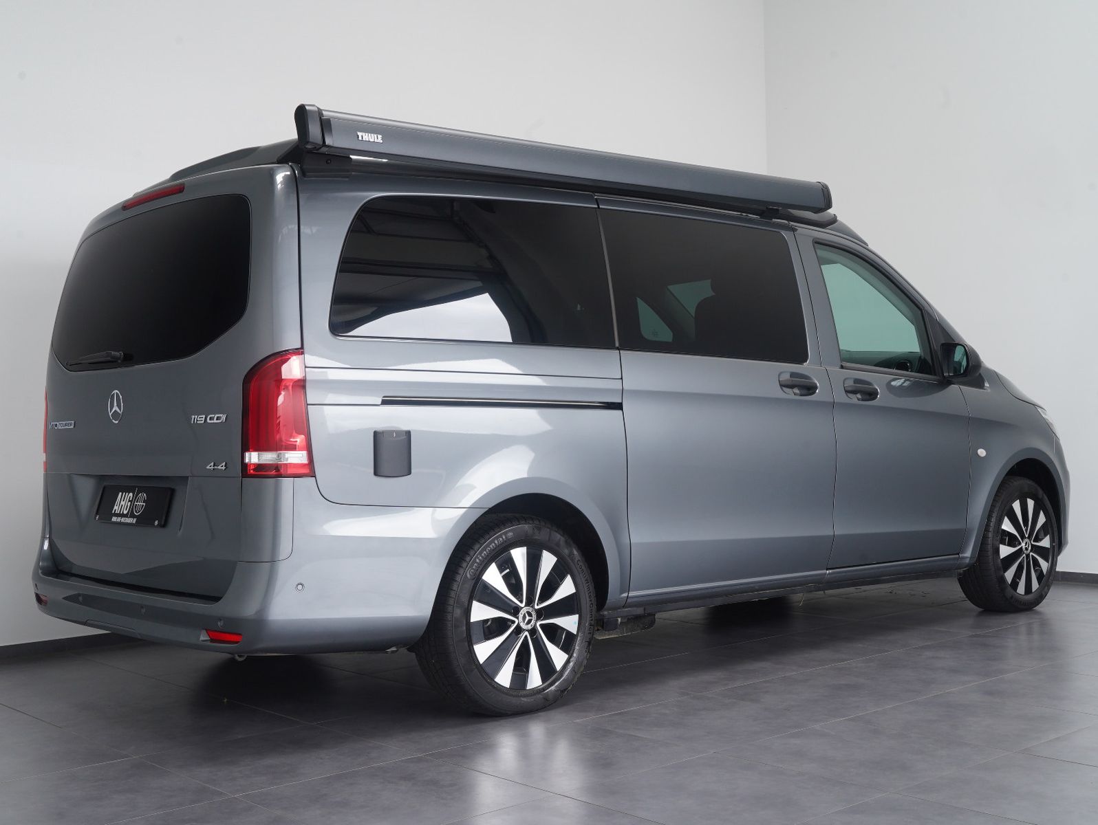 Fahrzeugabbildung Pössl VANSTAR Vito Tourer 119 CDI Pro 4x4 lang KÜCHE