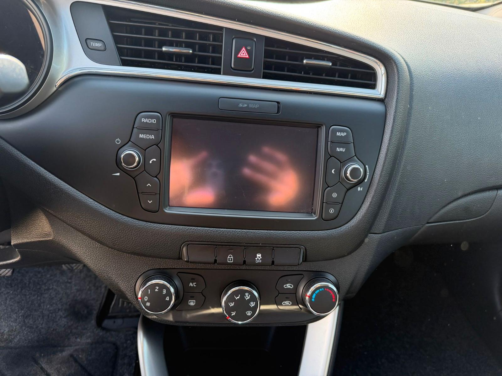 Kia Ceed Sportswagon Attract*R-Kamera*Navi*PDC*