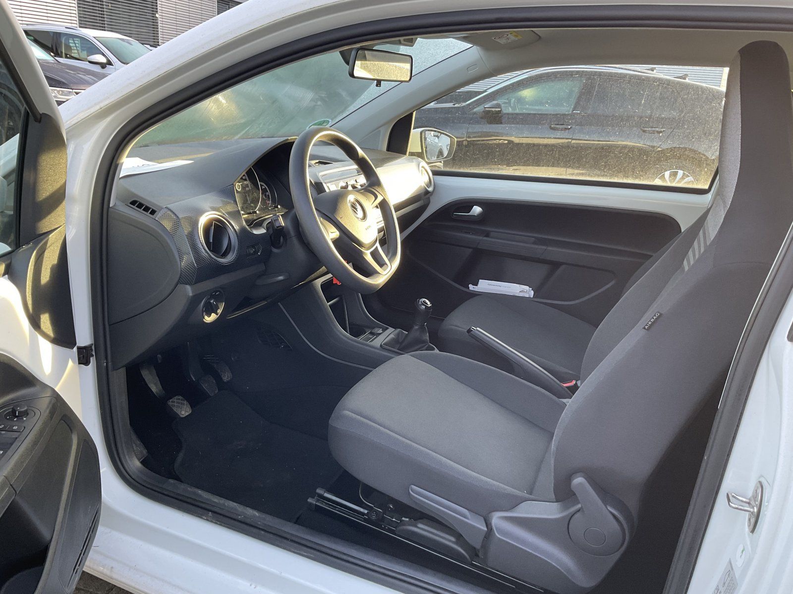 Volkswagen up! - Bild 6