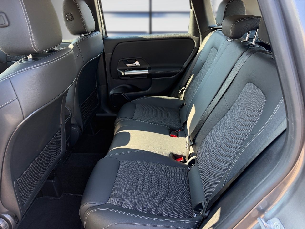 Fahrzeugabbildung Mercedes-Benz B 180 PROGRESSIVE+AHK+LHZ+LED+EL.HECKKL+TOTWINK+