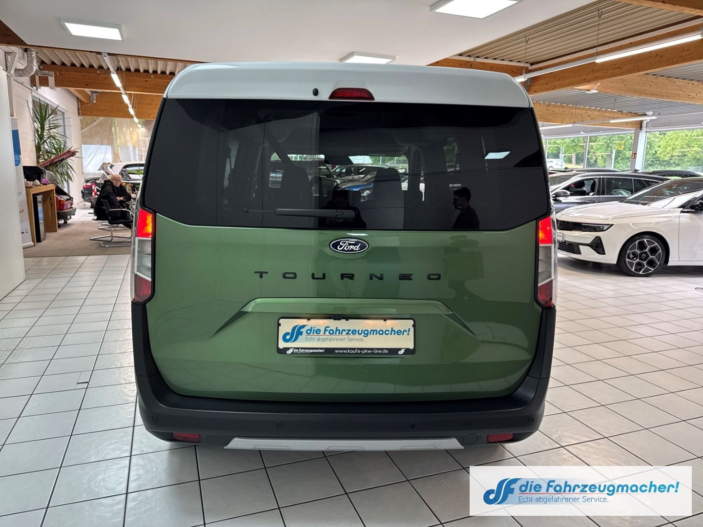 Fahrzeugabbildung Ford Tourneo Courier Active Navi ACC Klimaautom DAB S