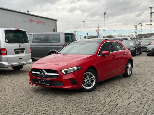 MERCEDES-BENZ A 180 Edition 19*LED*Widescreen*Kamera*Panorama*