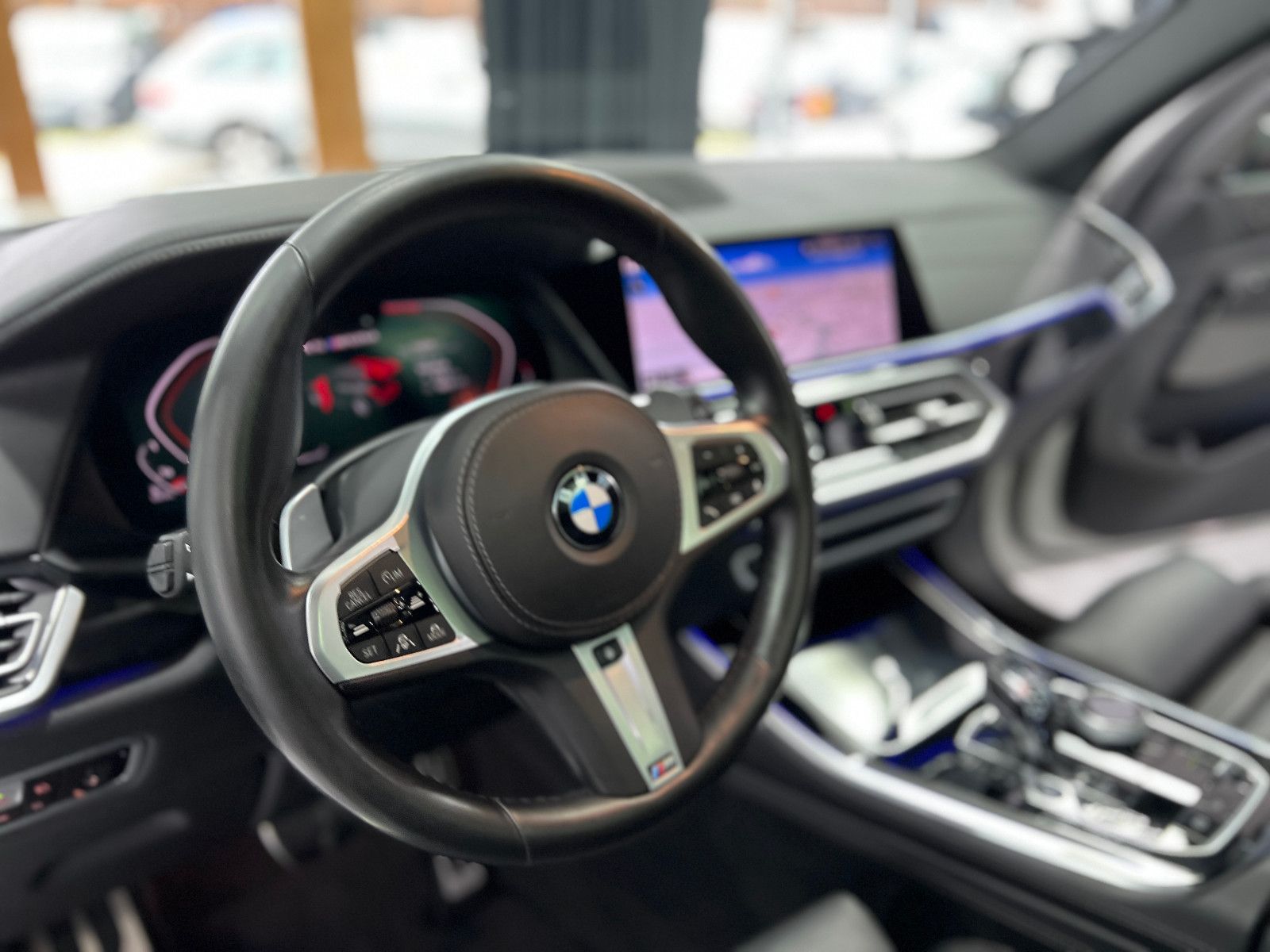 Fahrzeugabbildung BMW X5 M50d*LASER*SKY-LOUNGE*LUFT*7-SITZER*MASSAGE*