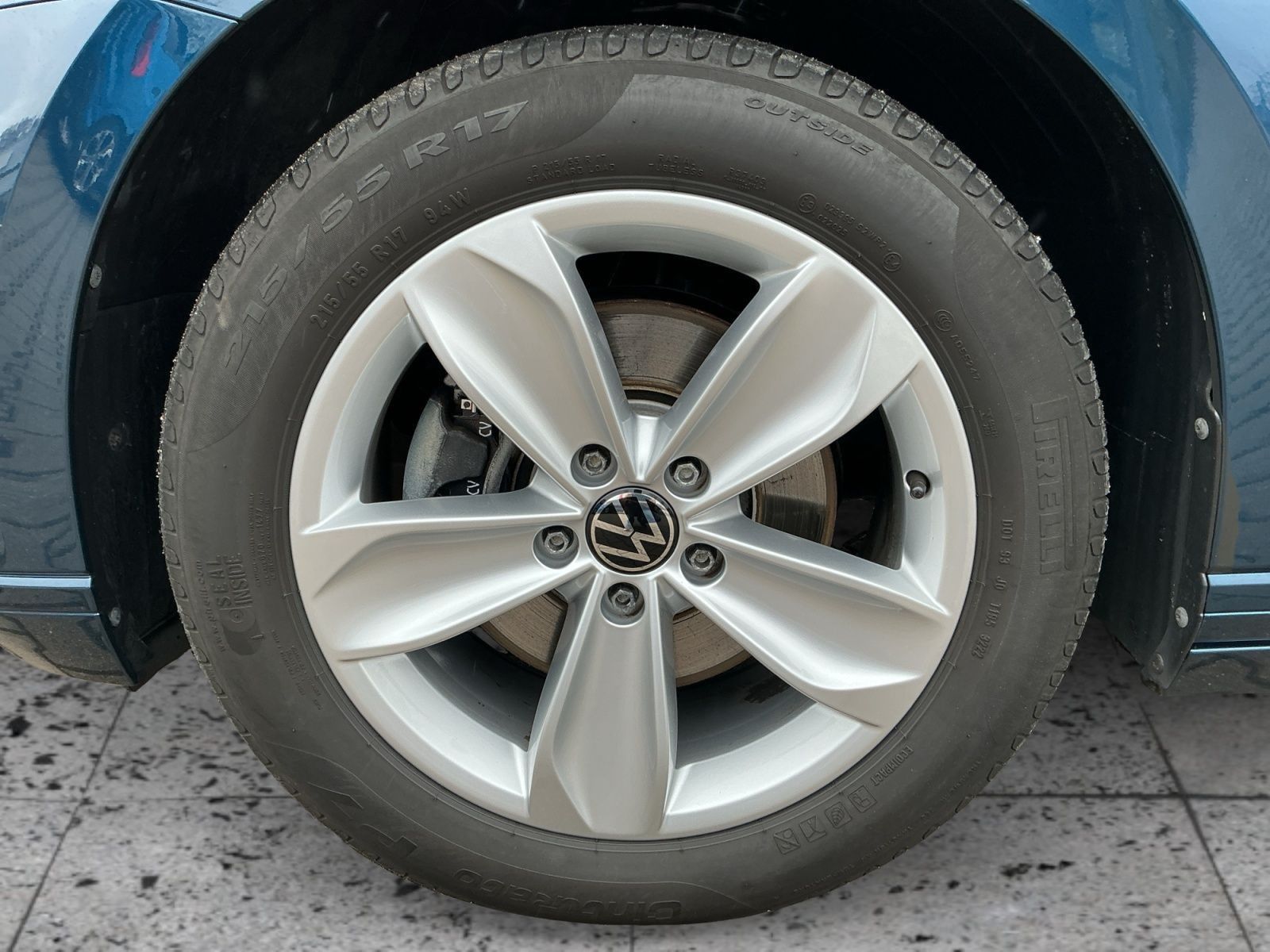 Volkswagen Passat Variant - Bild 8
