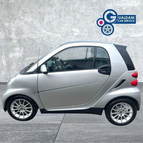 Smart smart fortwo fortwo 1000 52 kW MHD coupé passion