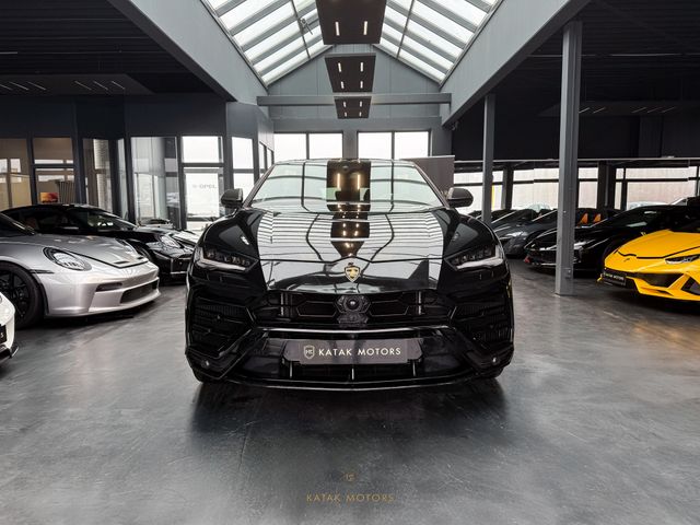 Lamborghini URUS 4.0 V8 PANO/B&O/CARBON/HEADUP/23 ZOLL