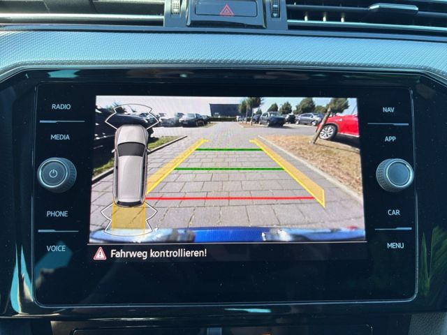 Passat Business 2.0 TDI Navi Rückfahrkamera ACC