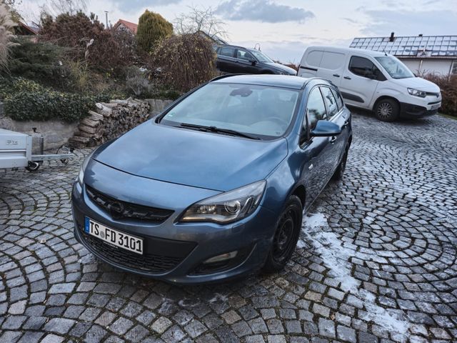 Opel Astra Sports Tourer 1.7 CDTI Scheckheftgepfelgt 