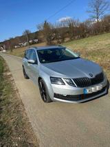 Skoda Octavia 2.0 TDI 110kW DSG AMBITION LED Navi PDC