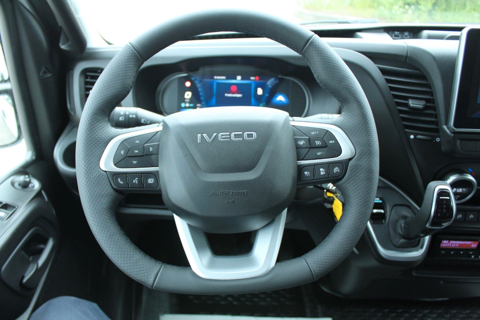 Fahrzeugabbildung Iveco e-Daily 38S14E V