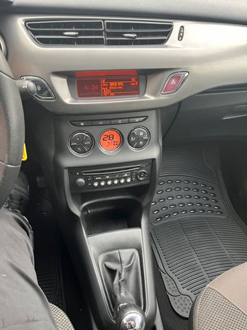 Citroën C3 HDi 70 Attraction*Klimaanlage* Bild 13