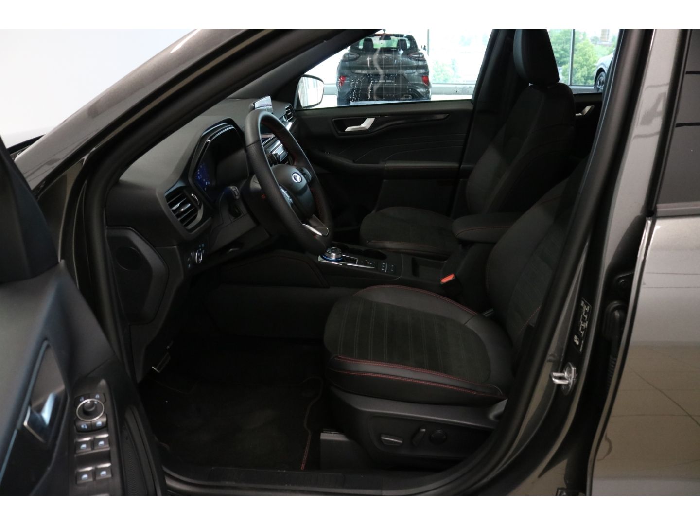 Fahrzeugabbildung Ford Kuga Plug-In Hybrid ST-Line X 2.5 Kamera LED