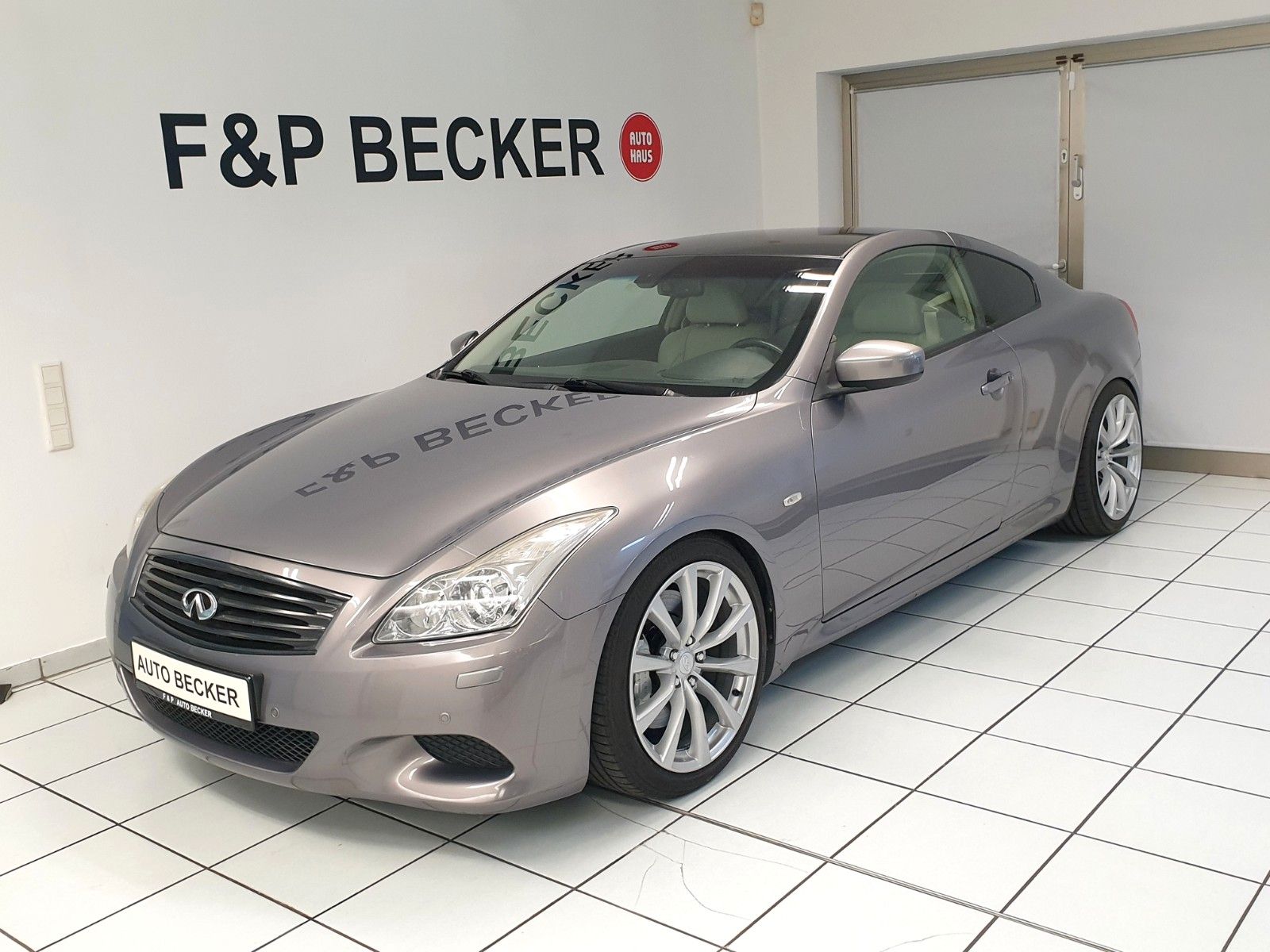 INFINITI G - 3,7 V6 320 CV - BVA - CUIR